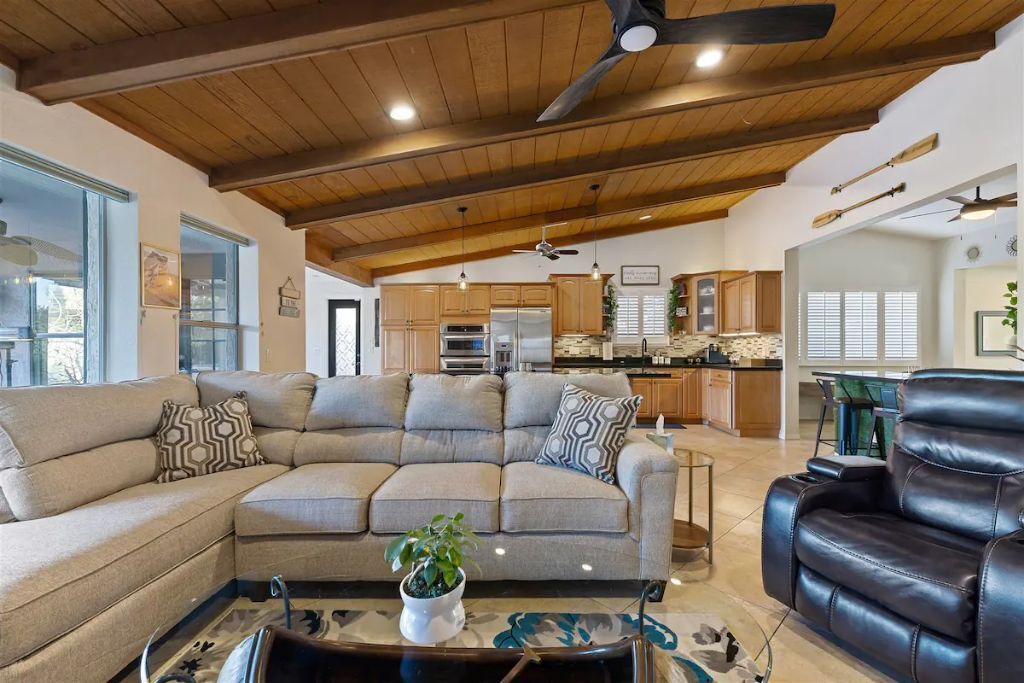 Photo of Livingroom in Dobson Ranch