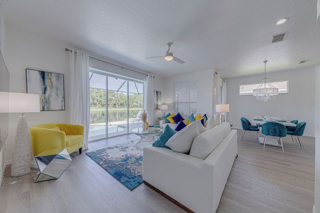 Photo of Livingroom in Sunset Lakes