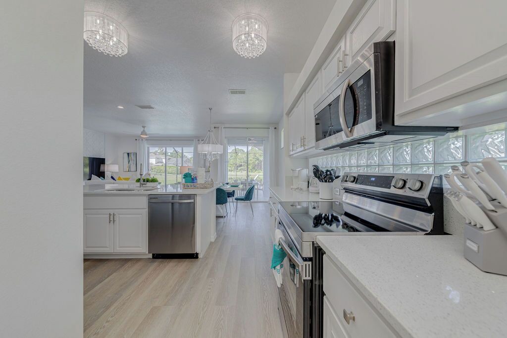 Photo of Kitchen in Sunset Lakes