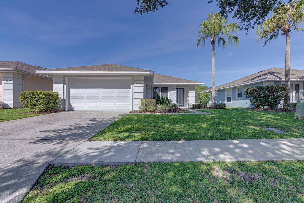 Photo of Outdoor in Sunset Lakes