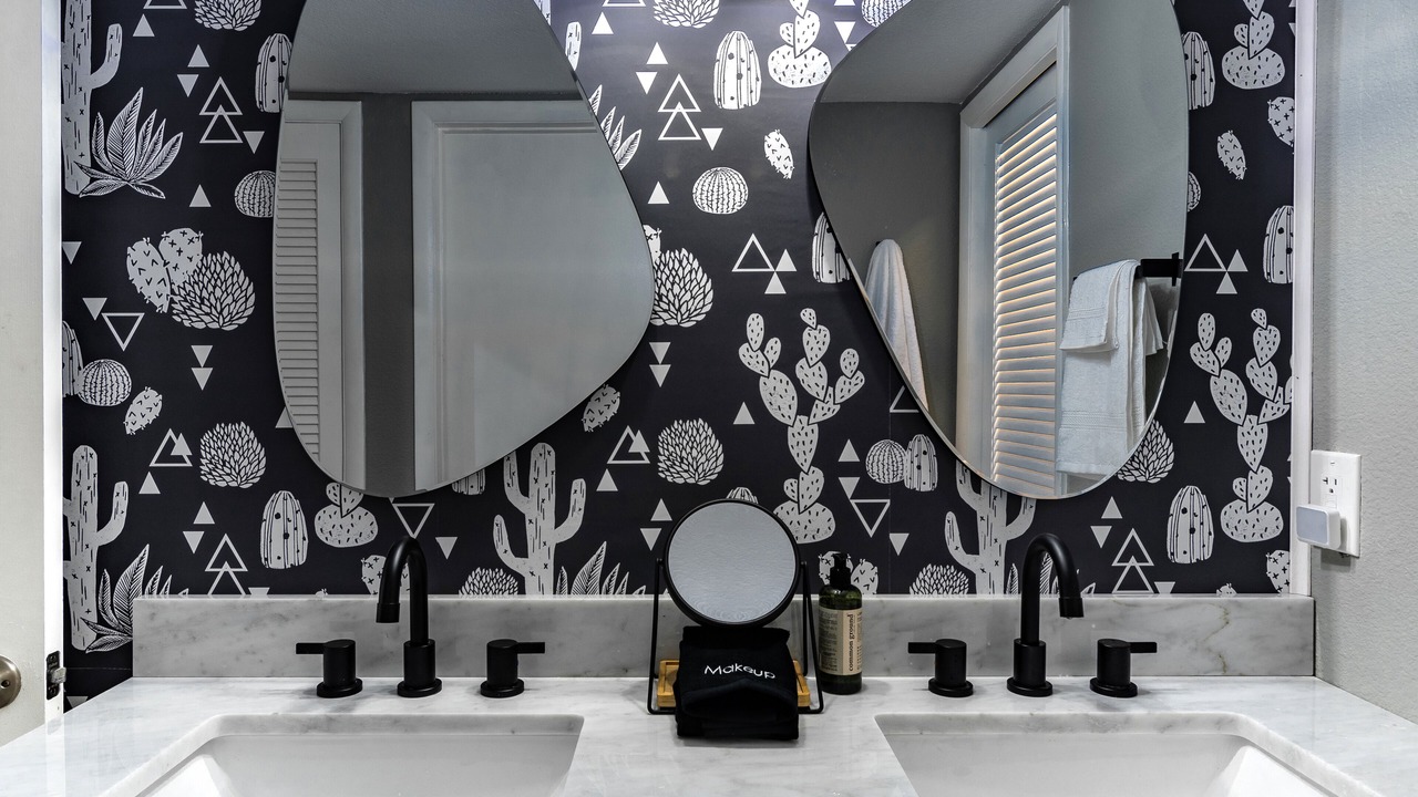Photo of Bathroom in Golden Hills