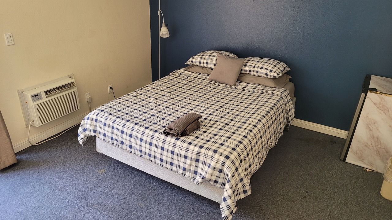 Photo of Bedroom in Beverly Hills