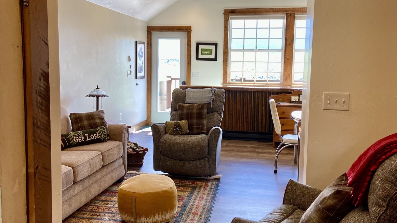 Photo of Livingroom in Cameron