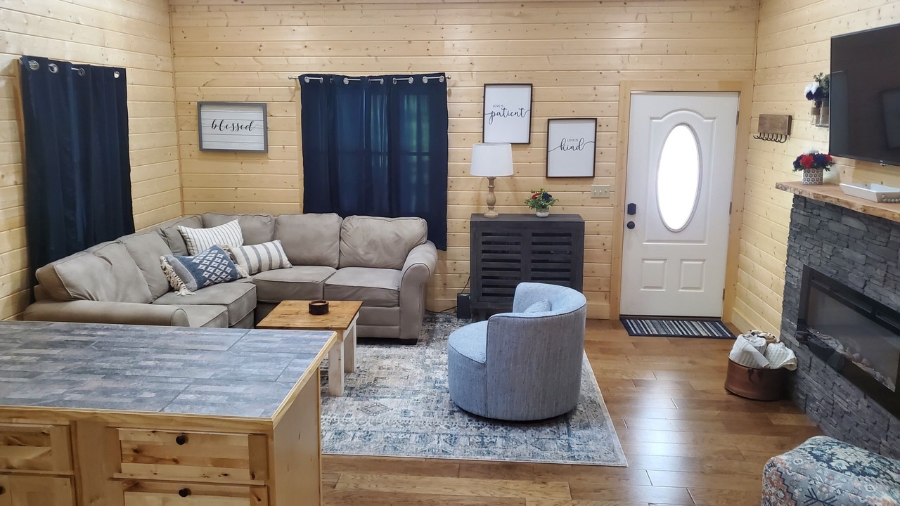 Photo of Livingroom in Burkesville