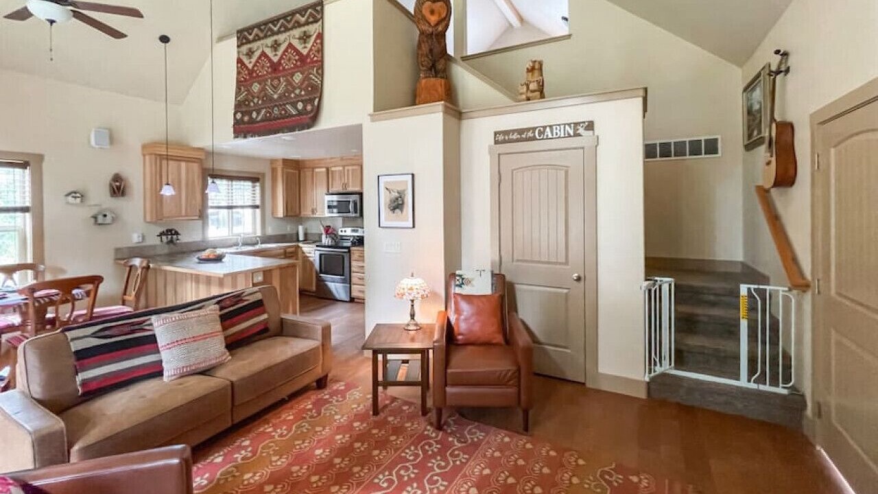 Photo of Livingroom in Tamarack Resort