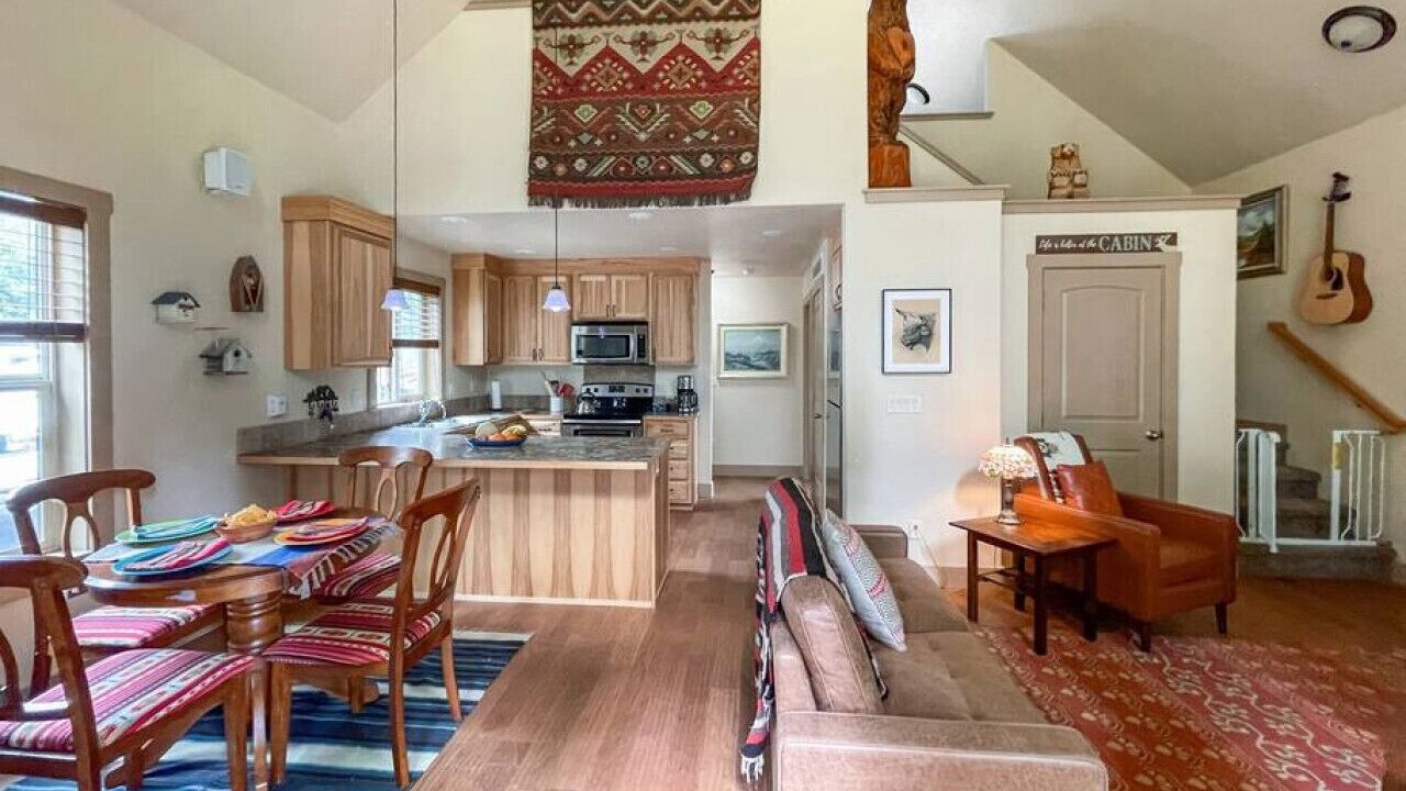 Photo of Livingroom in Tamarack Resort