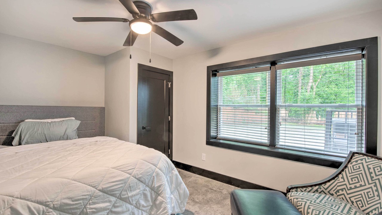 Photo of Bedroom in Collier Heights