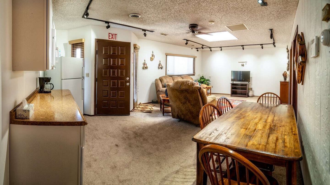 Photo of Livingroom in Thermopolis