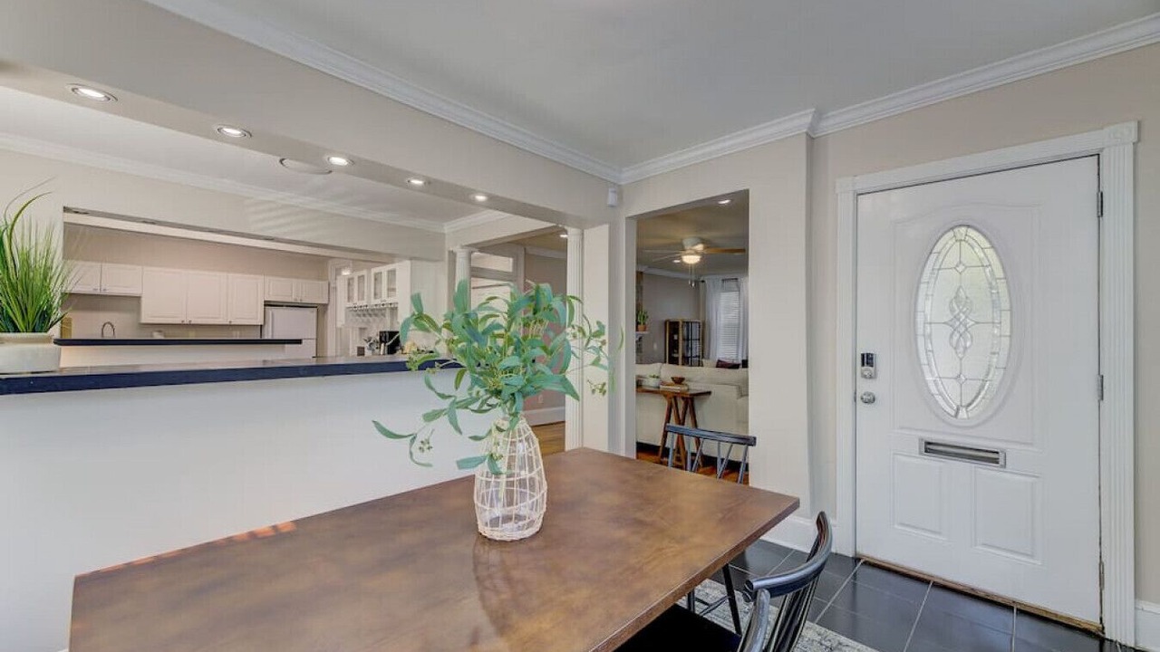 Photo of Others in Earlewood