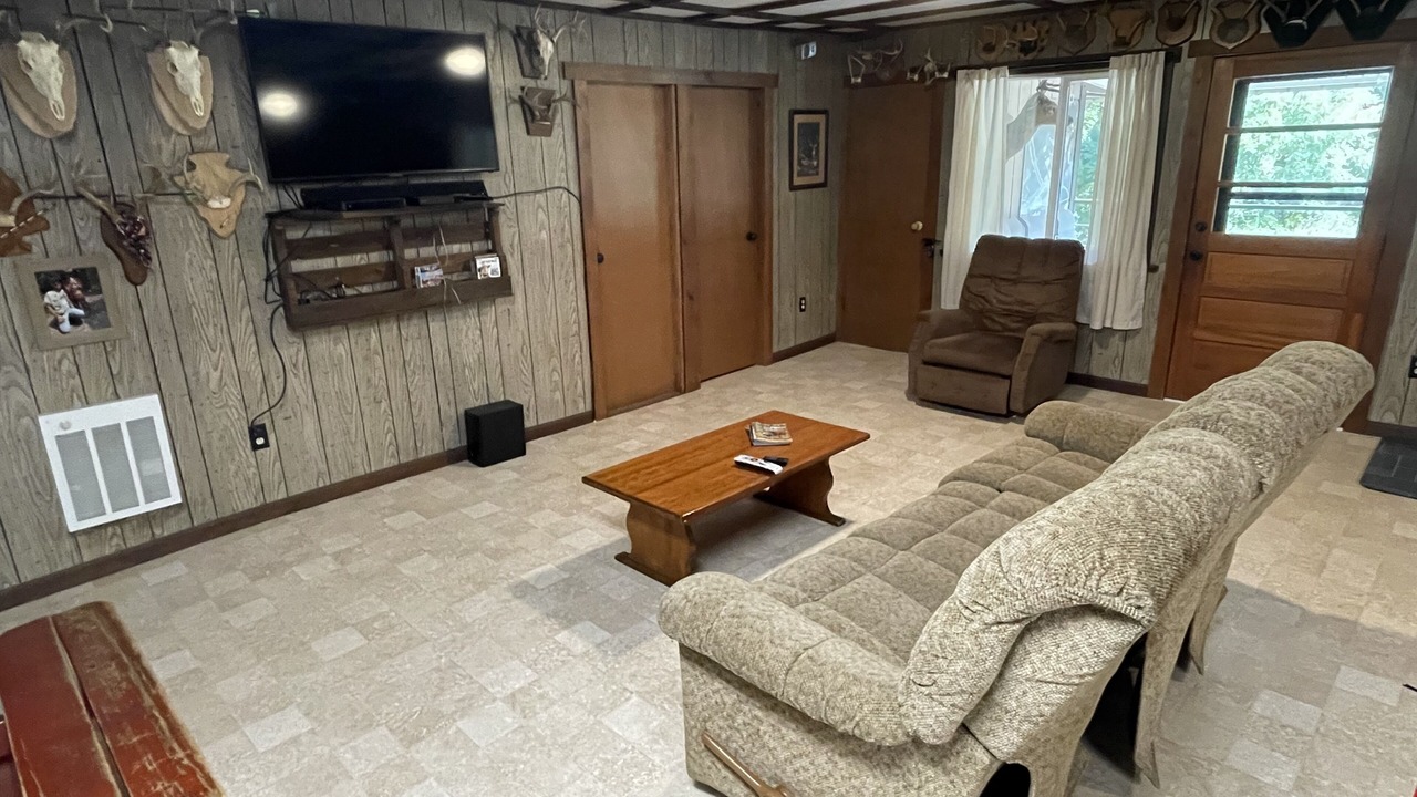 Photo of Livingroom in Howard