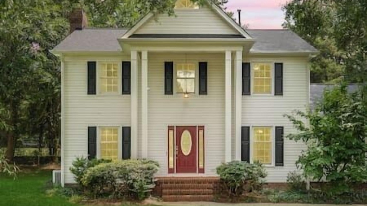 Photo of Outdoor in Elon