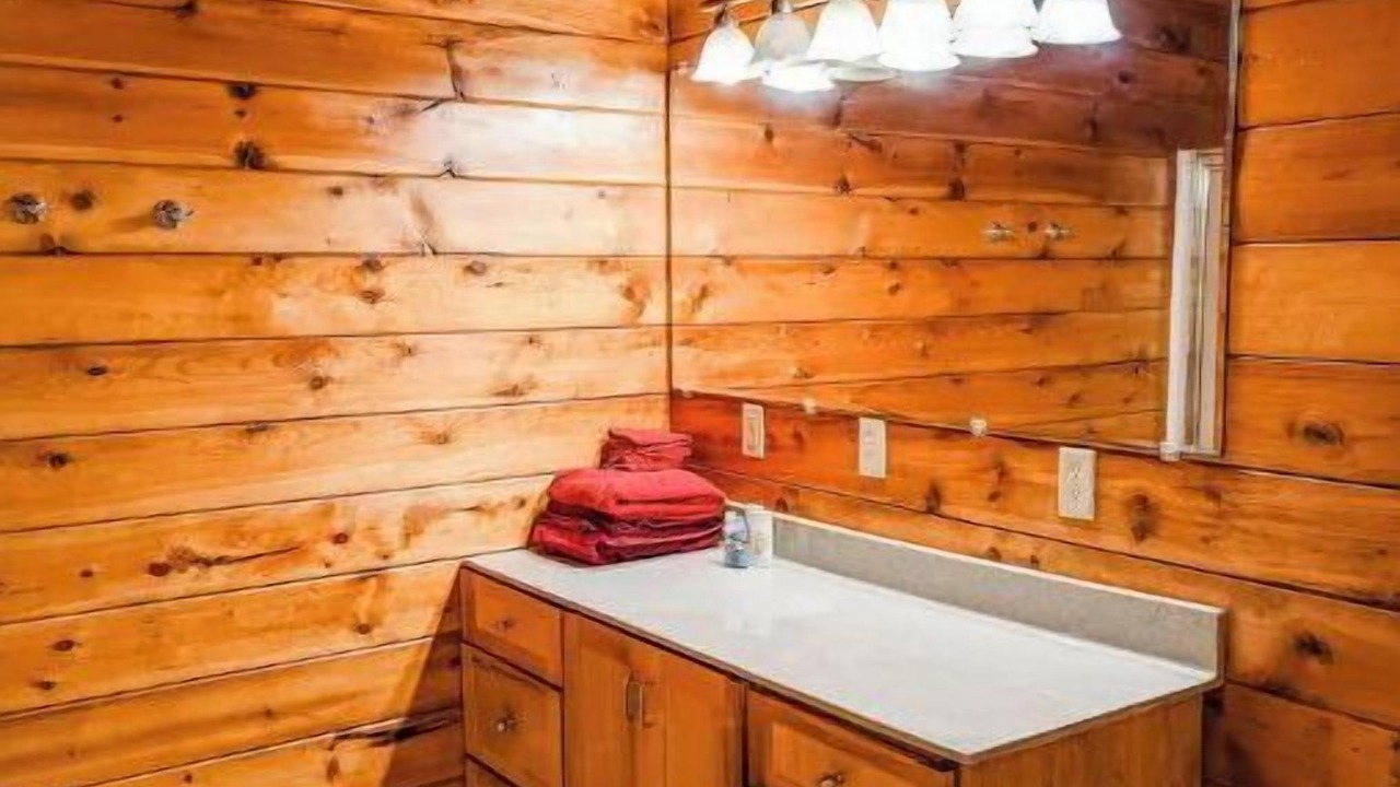 Photo of Bathroom in Oakdale