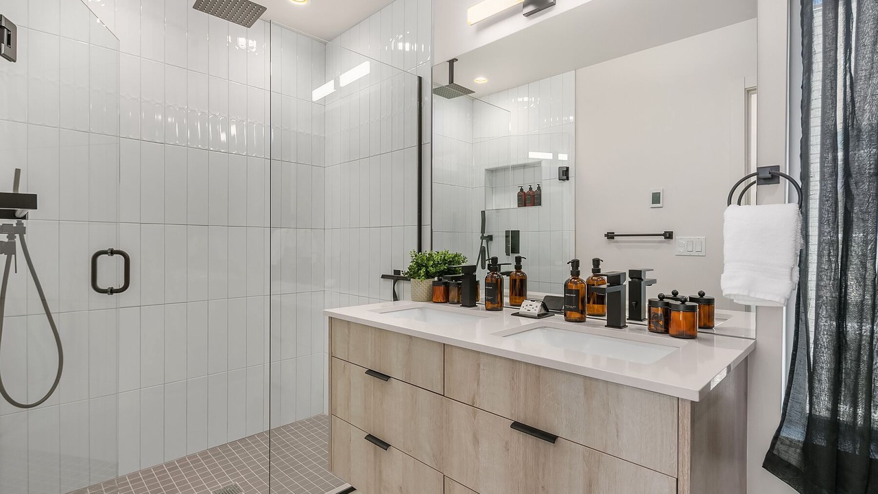 Photo of Bathroom in Fremont