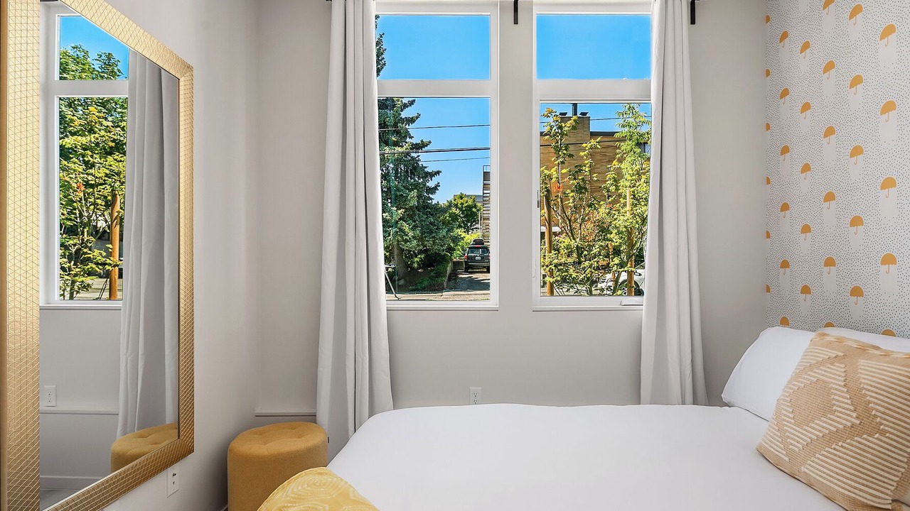 Photo of Bedroom in Fremont