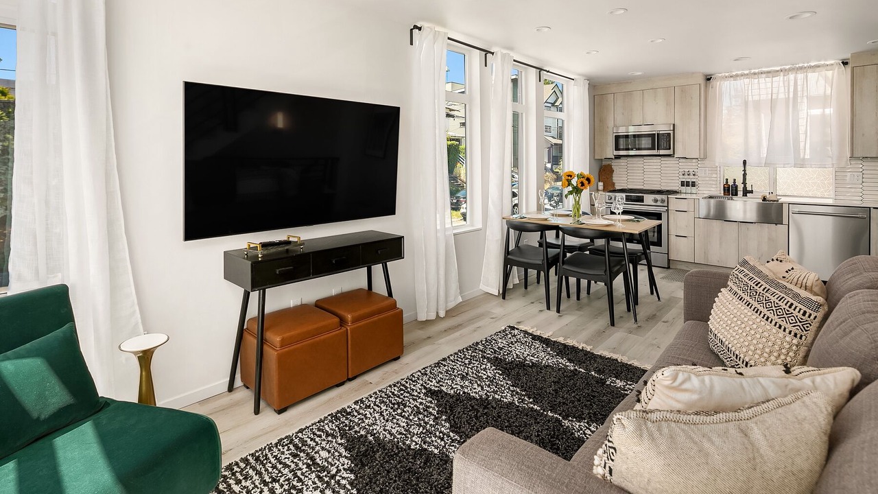 Photo of Livingroom in Fremont