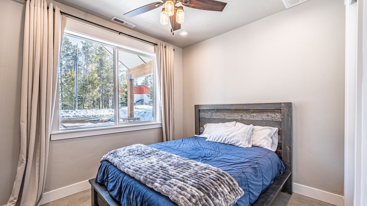 Photo of Bedroom in Tamarack Resort