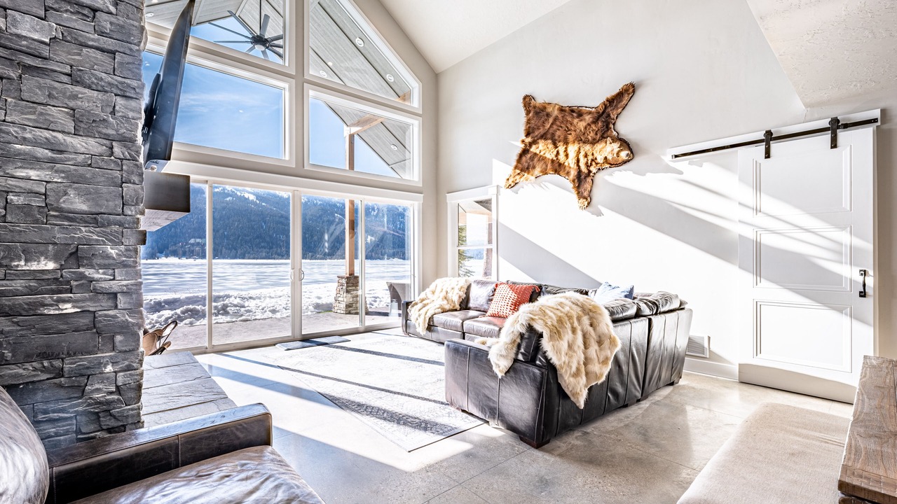 Photo of Livingroom in Tamarack Resort