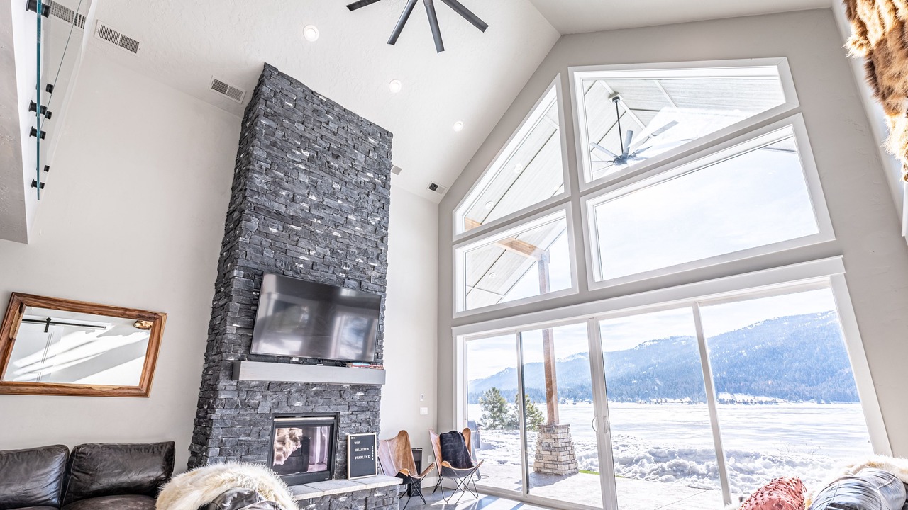 Photo of Livingroom in Tamarack Resort