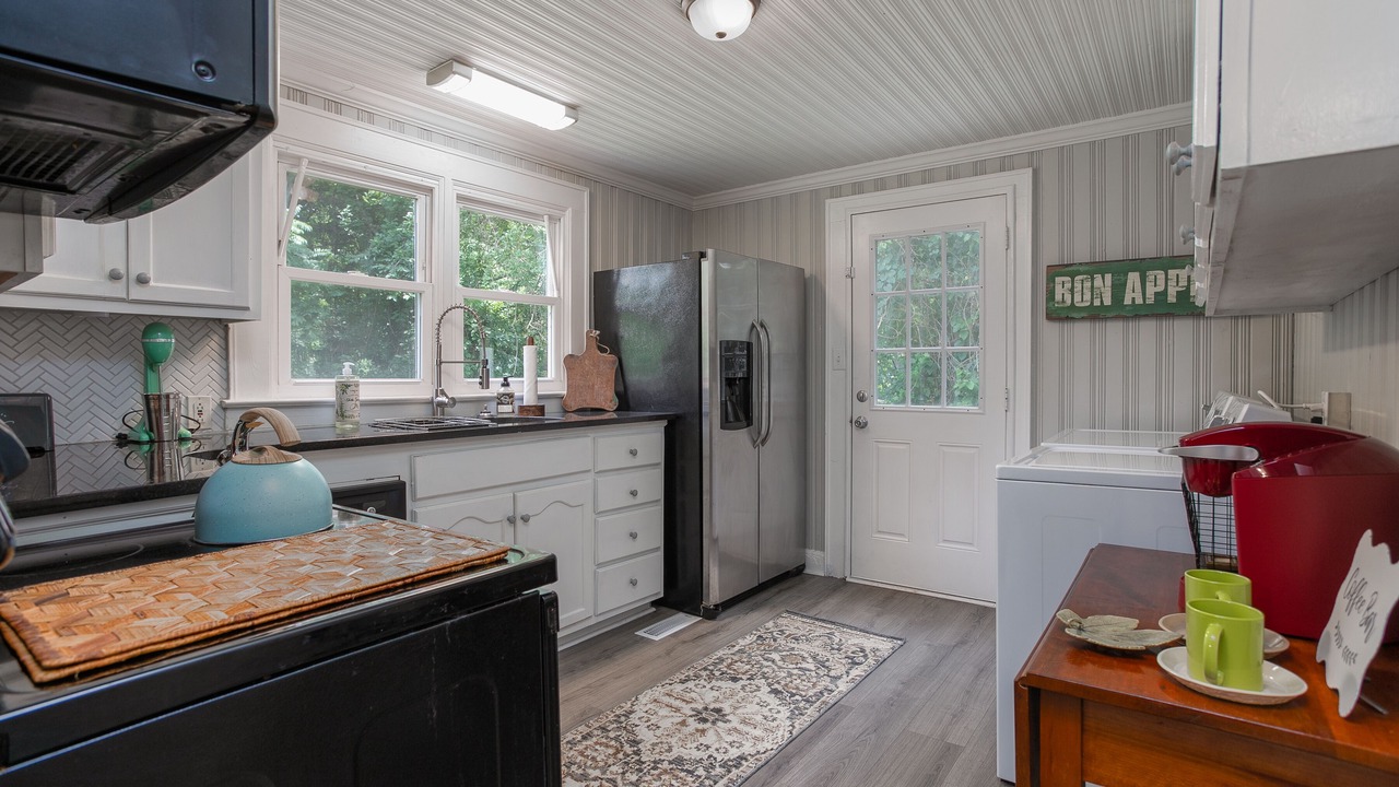 Photo of Kitchen in Old Irving Park