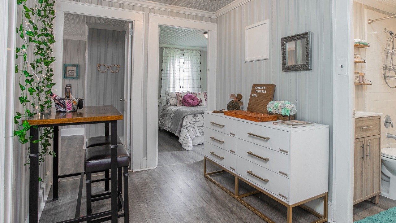Photo of Bedroom in Old Irving Park