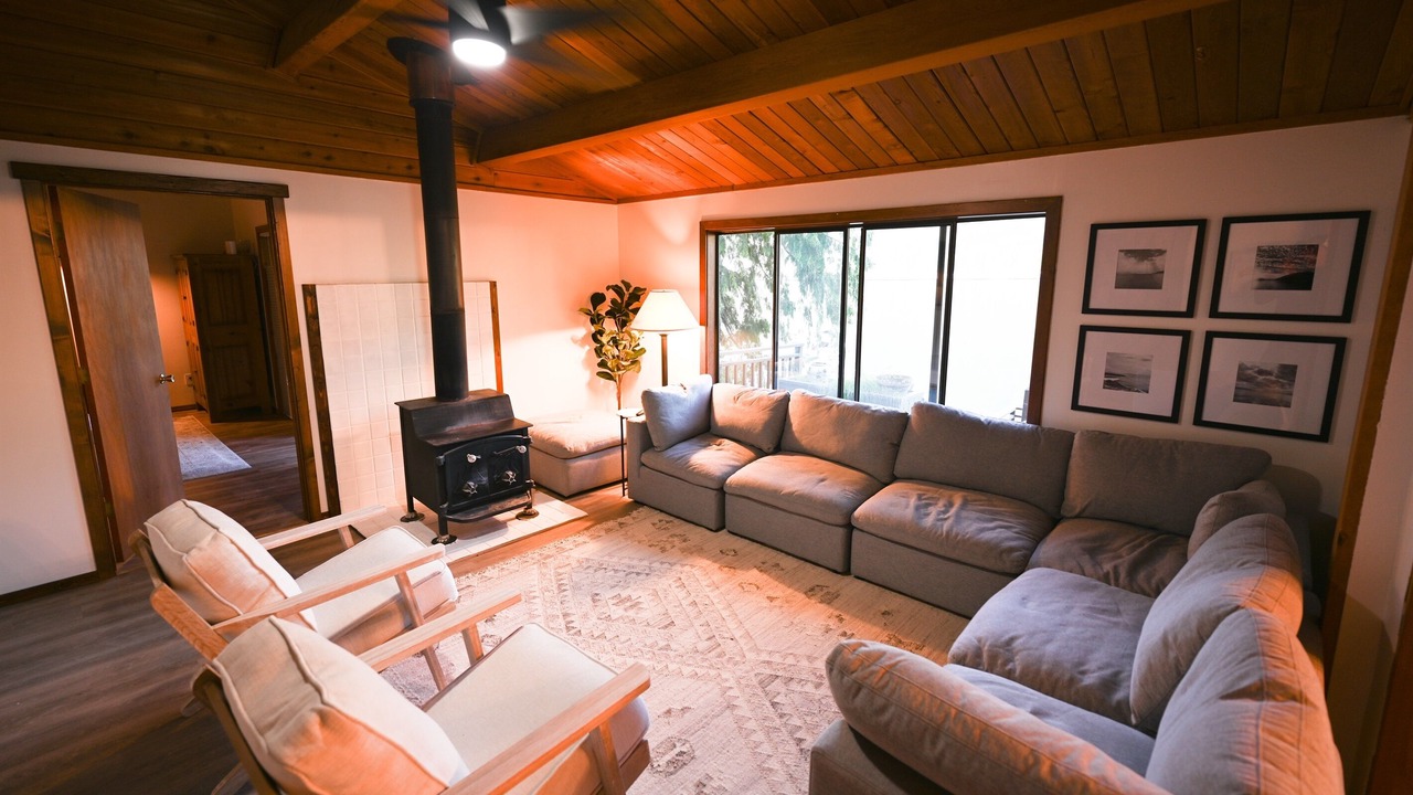 Photo of Livingroom in Hope