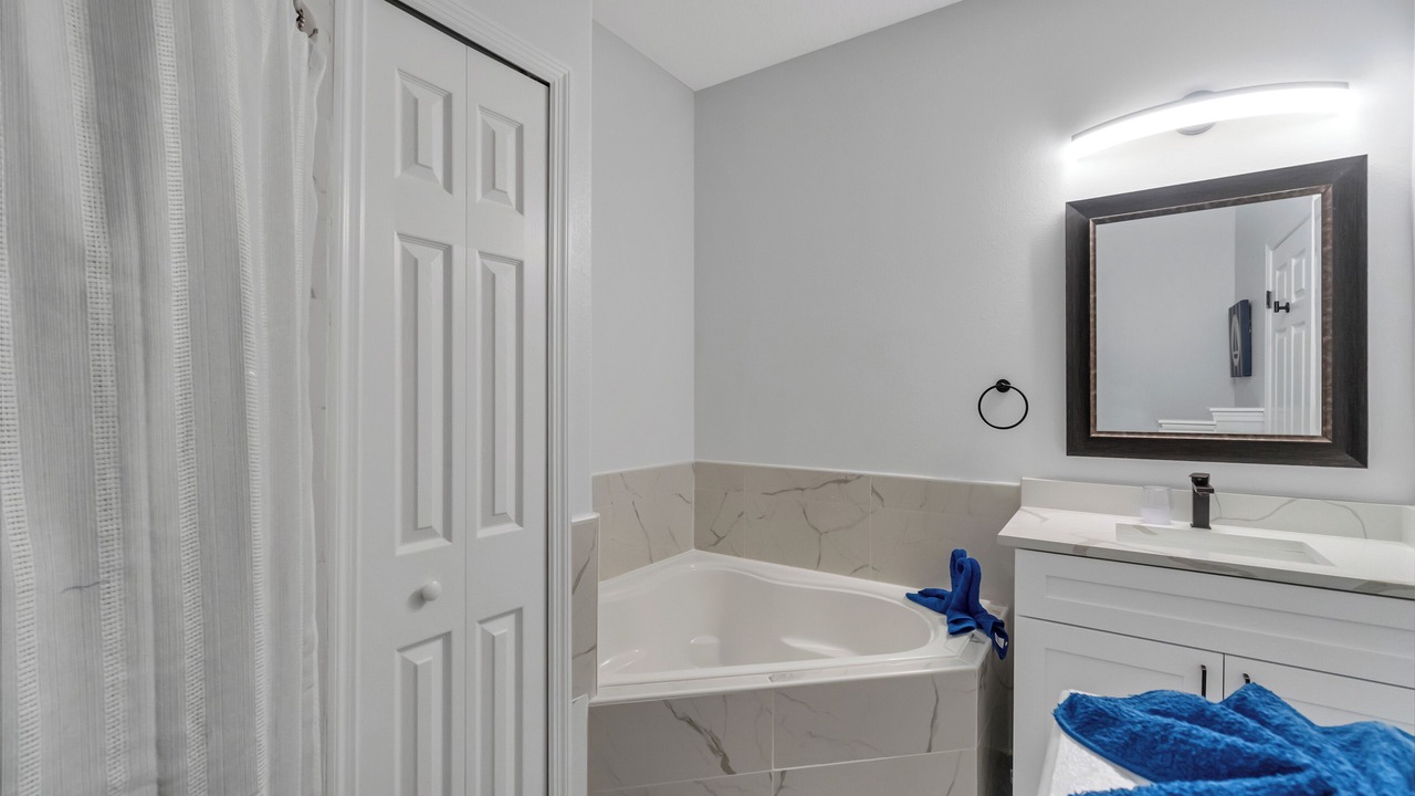 Photo of Bathroom in Bridgeford Crossing