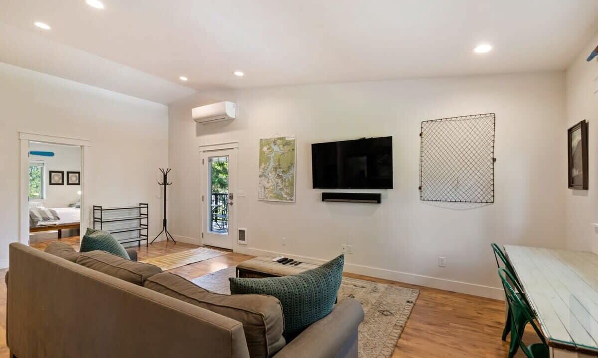 Photo of Livingroom in Post Falls