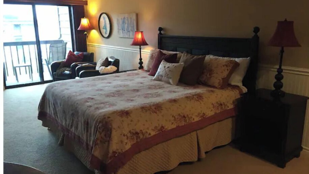 Photo of Bedroom in Bigfork