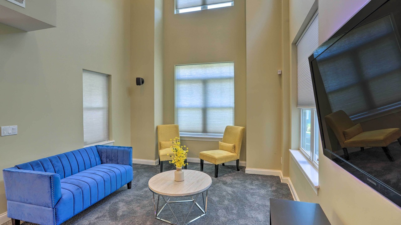 Photo of Livingroom in Tremont