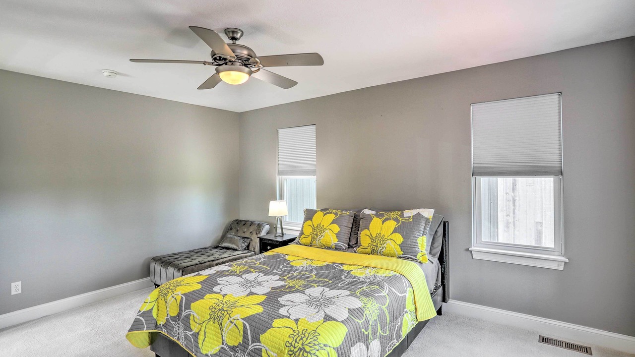 Photo of Bedroom in Tremont