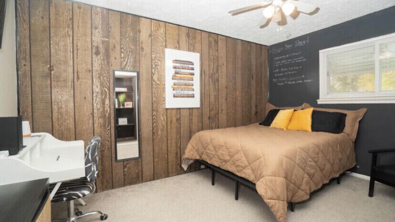 Photo of Bedroom in Taylor