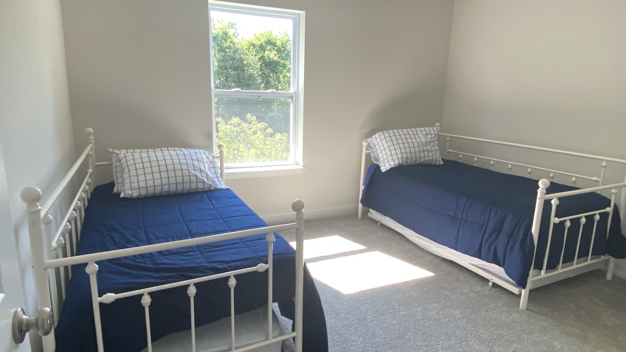 Photo of Bedroom in Kelleys Island