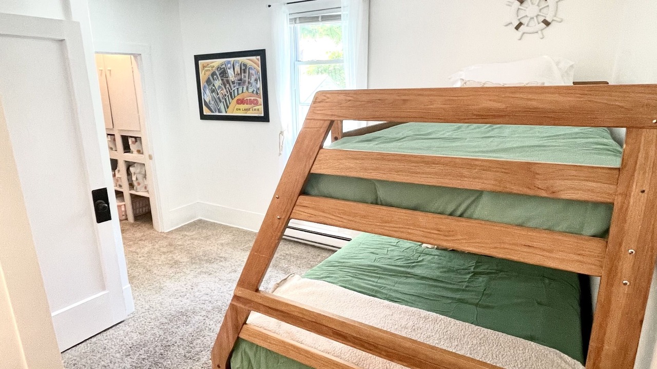 Photo of Bedroom in Vermilion