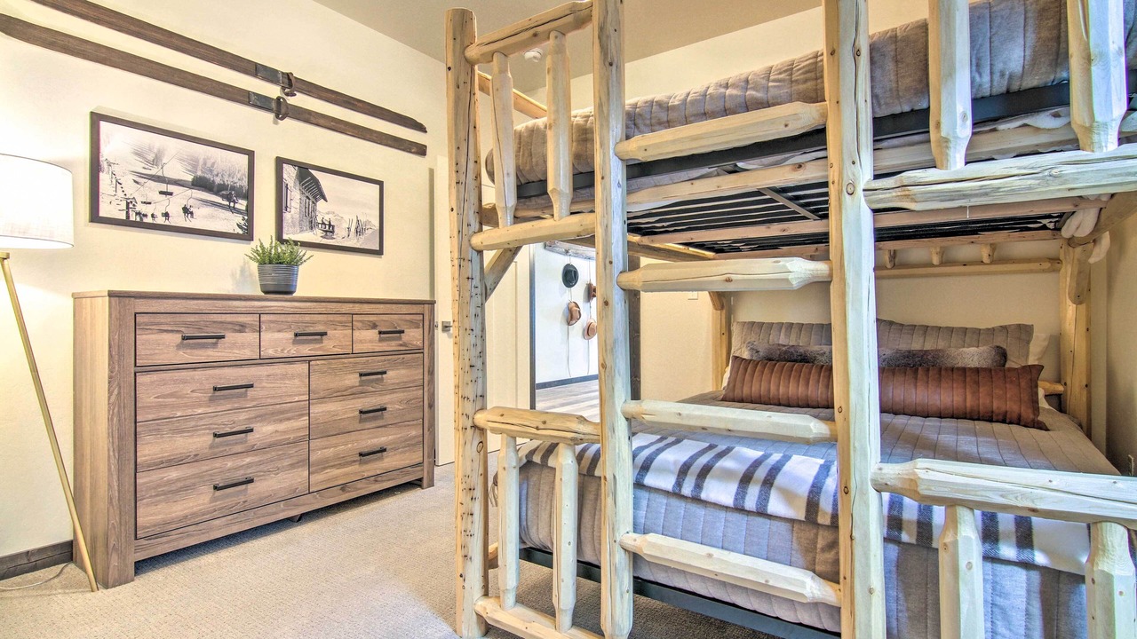 Photo of Bedroom in Four Corners