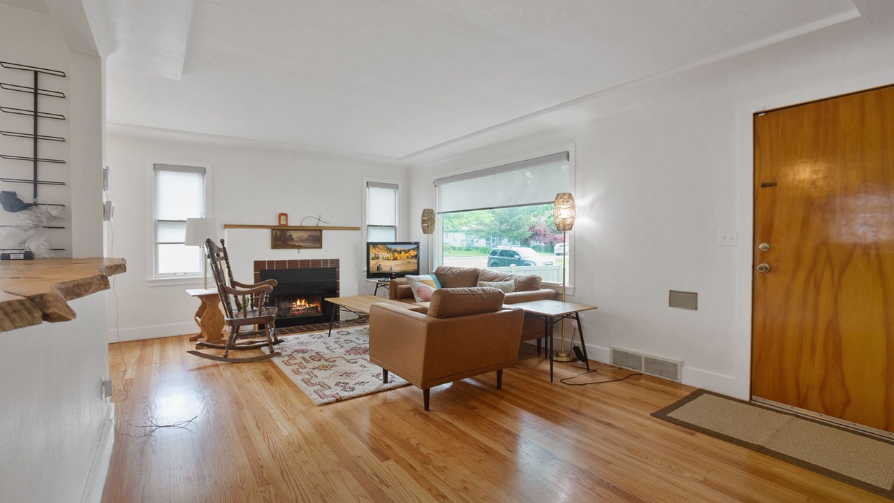 Photo of Livingroom in Manito