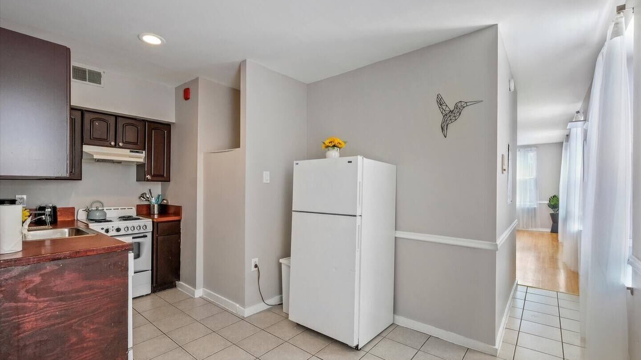 Photo of Kitchen in Graduate Hospital