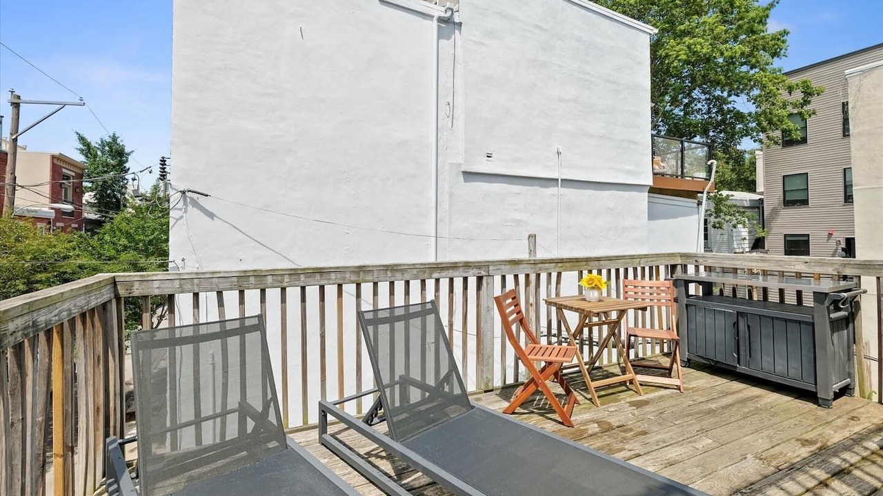Photo of Outdoor in Graduate Hospital