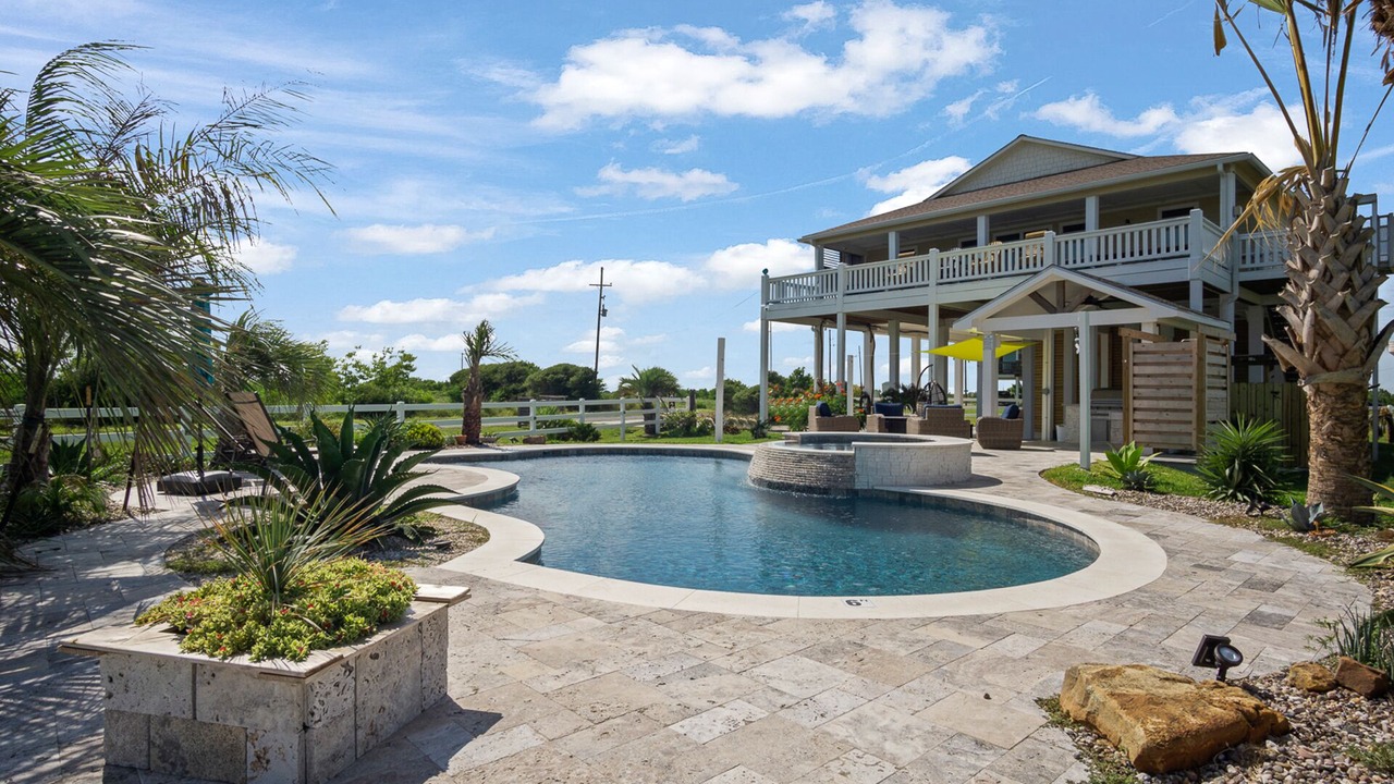Photo of Outdoor in Crystal Beach