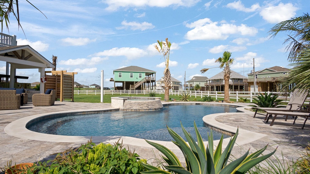 Photo of Outdoor in Crystal Beach