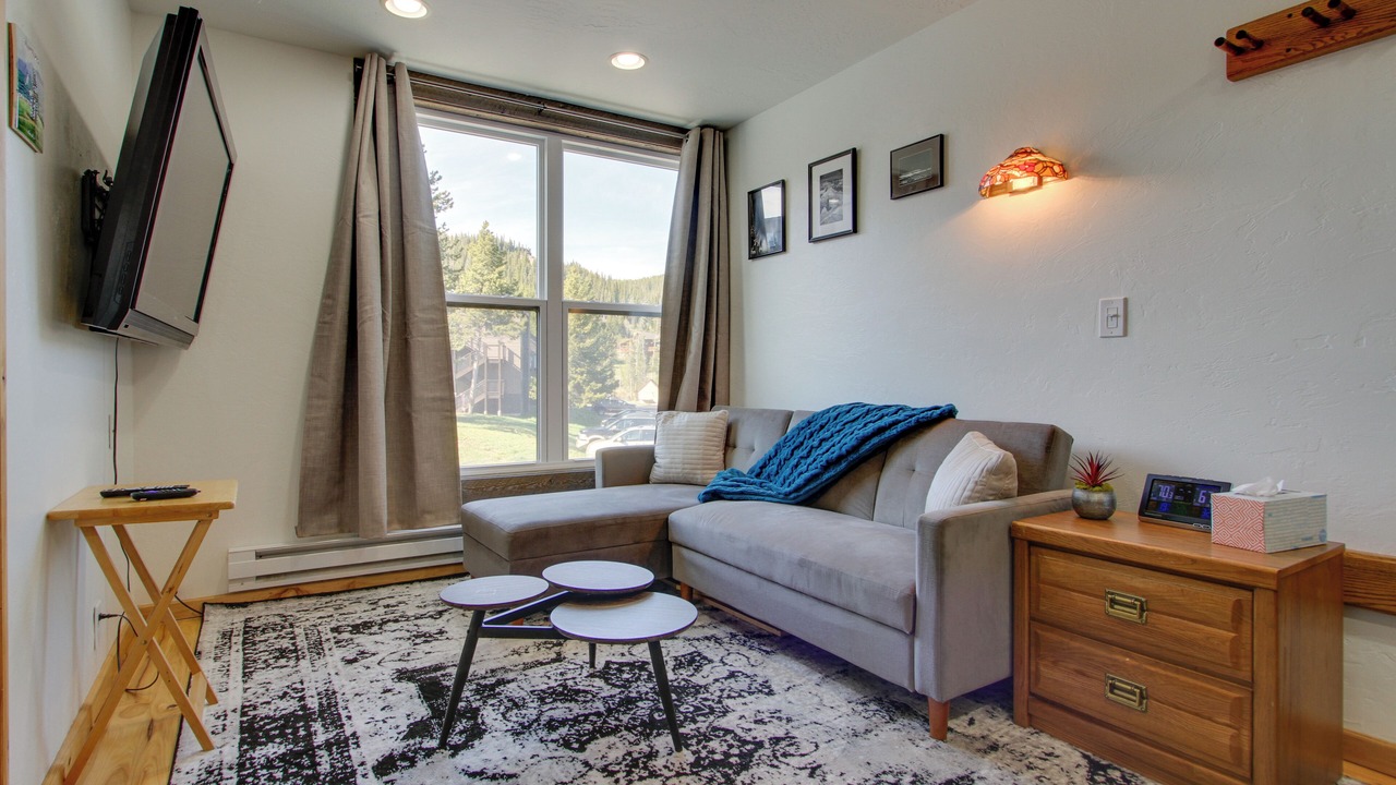 Photo of Livingroom in Big Sky