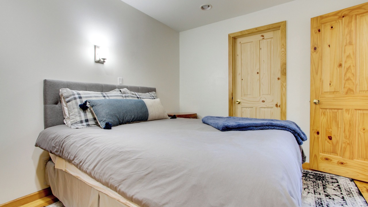 Photo of Bedroom in Big Sky