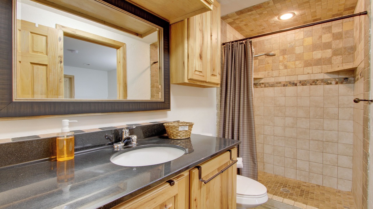 Photo of Bathroom in Big Sky
