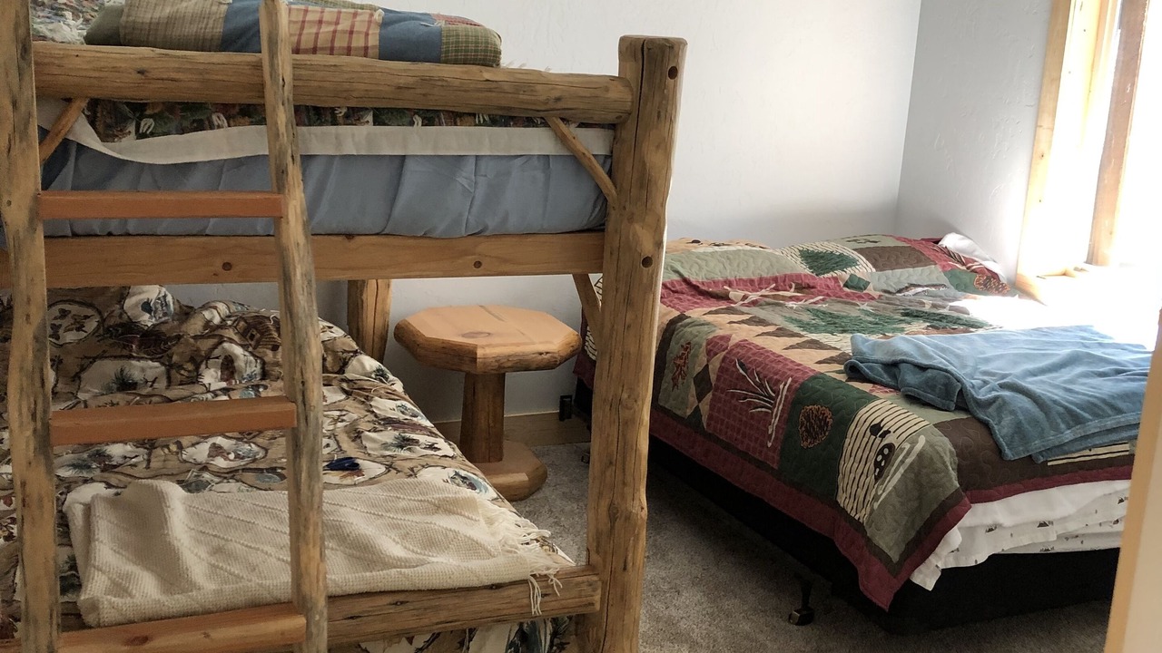 Photo of Bedroom in Tamarack Resort