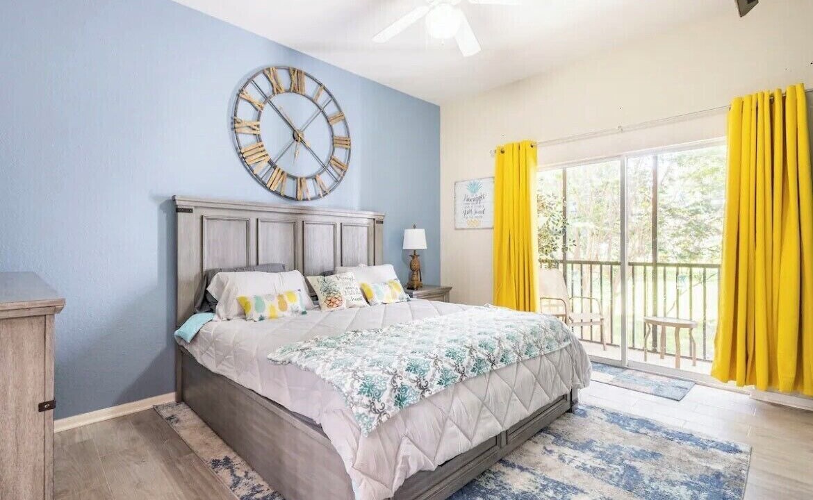 Photo of Bedroom in Bahama Bay