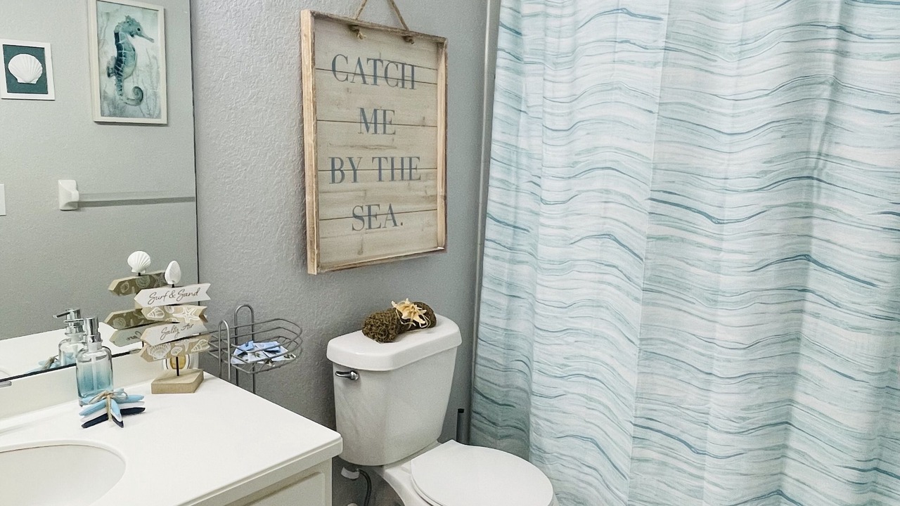 Photo of Bathroom in Bahama Bay