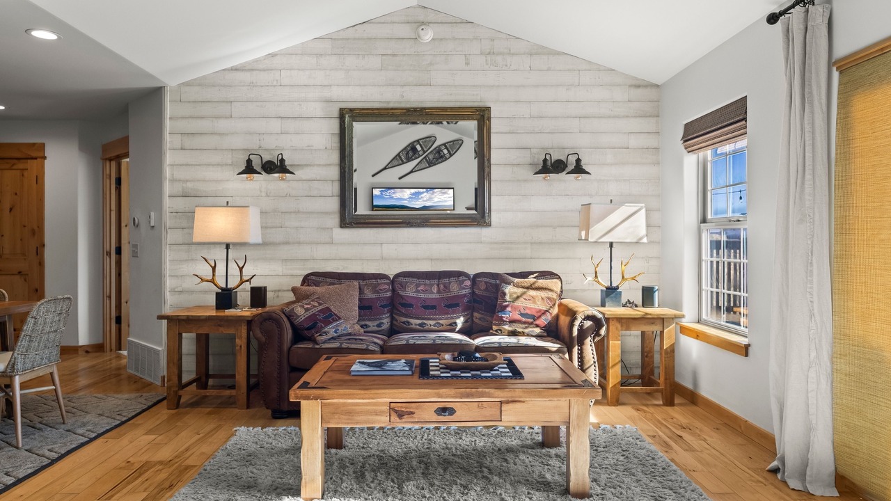 Photo of Livingroom in Livingston