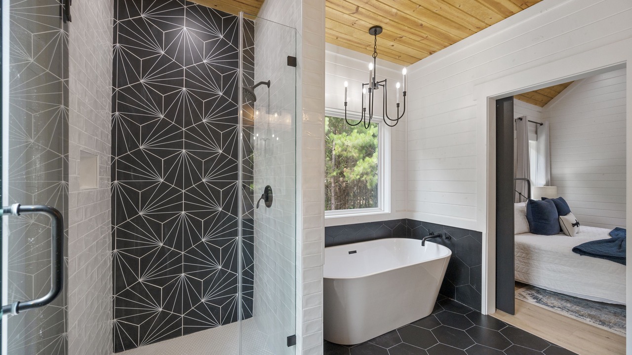 Photo of Bathroom in Broken Bow