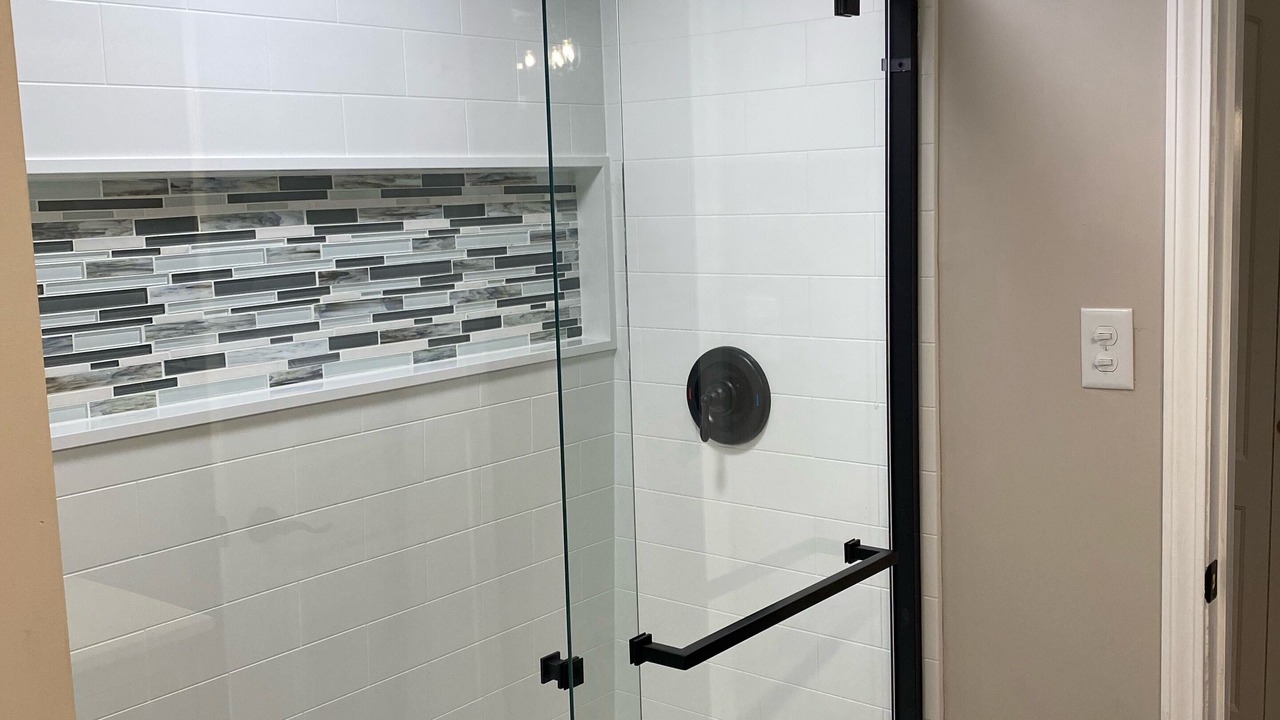 Photo of Bathroom in Falls of Rough