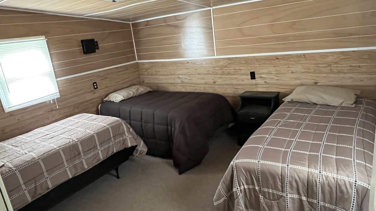 Photo of Bedroom in Roslyn