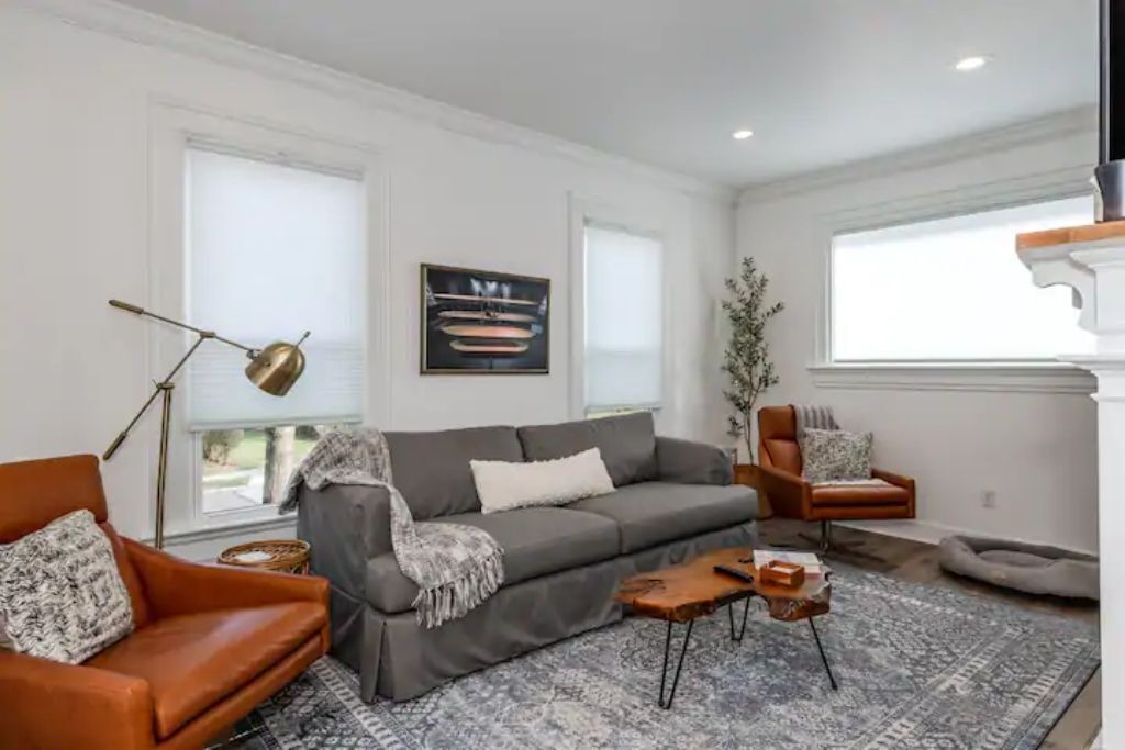 Photo of Livingroom in Dayton